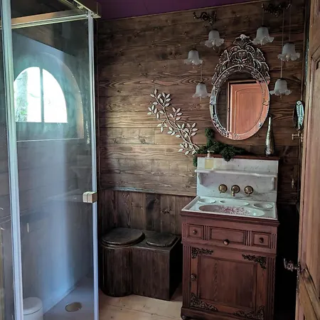 D'oniria Jaktstuga Palaja