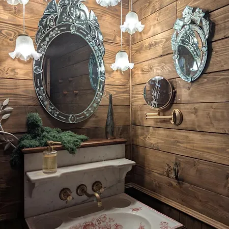 D'oniria Jaktstuga Palaja